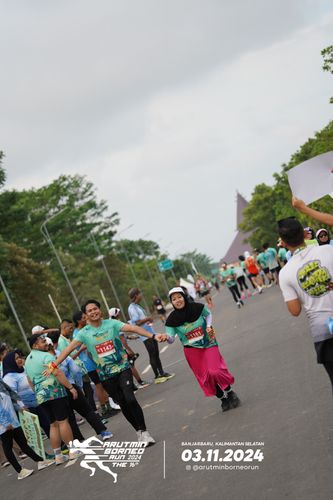 Race photo from Arutmin Borneo Run 2024
