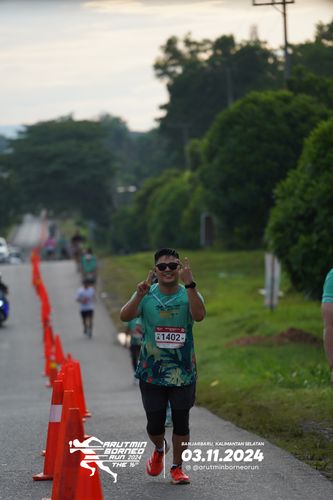 Race photo from Arutmin Borneo Run 2024