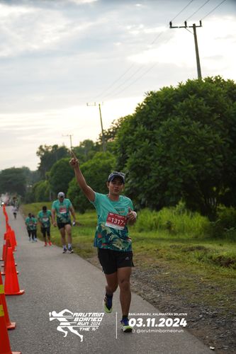 Race photo from Arutmin Borneo Run 2024