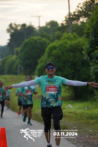 Race photo from Arutmin Borneo Run 2024