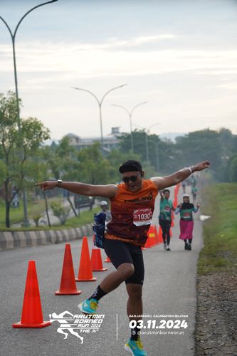 Race photo from Arutmin Borneo Run 2024