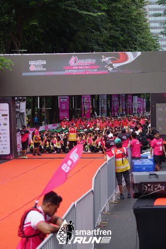 Race photo from Smartfren Run 2024