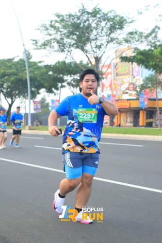 Race photo from ISOPlus Run 2024 Jakarta
