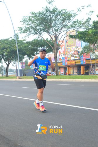 Race photo from ISOPlus Run 2024 Jakarta