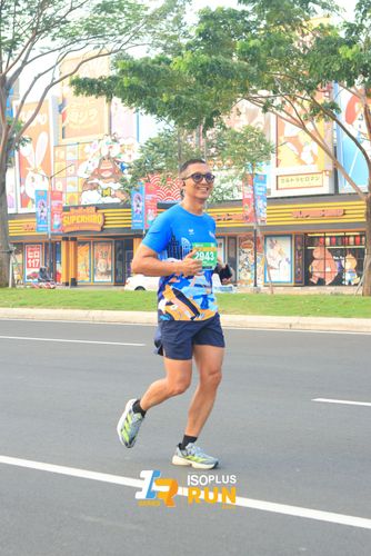 Race photo from ISOPlus Run 2024 Jakarta