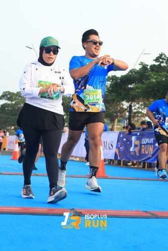 Race photo from ISOPlus Run 2024 Jakarta