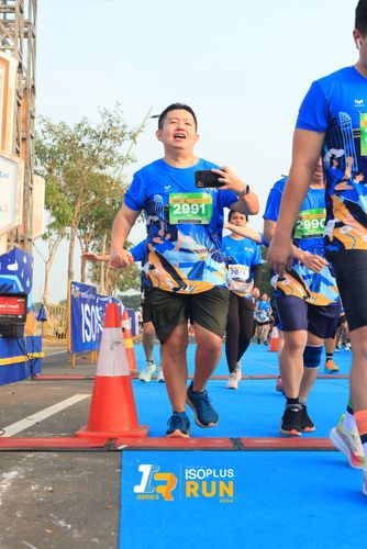 Race photo from ISOPlus Run 2024 Jakarta