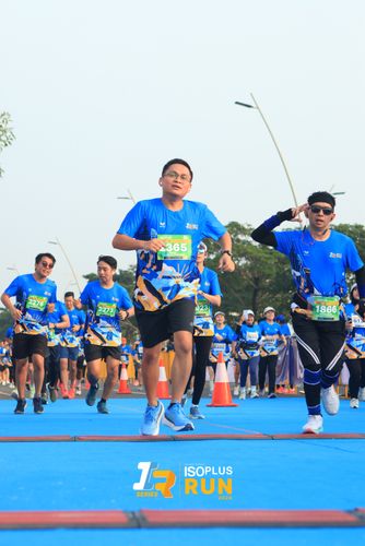 Race photo from ISOPlus Run 2024 Jakarta