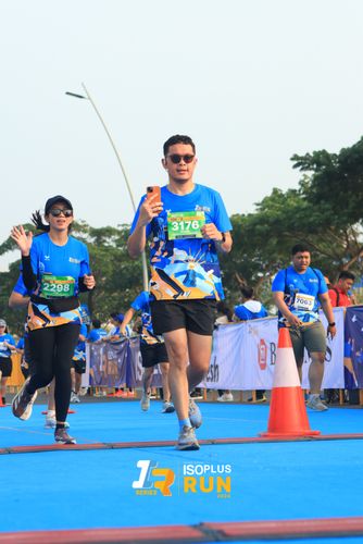 Race photo from ISOPlus Run 2024 Jakarta