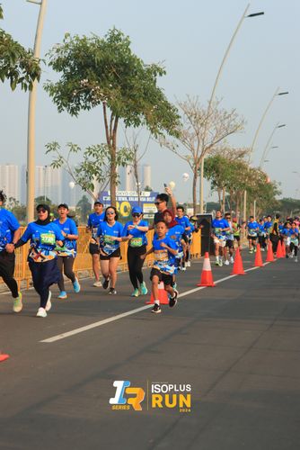 Race photo from ISOPlus Run 2024 Jakarta