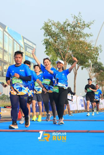Race photo from ISOPlus Run 2024 Jakarta