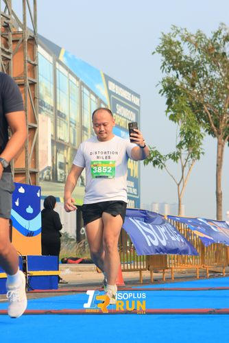 Race photo from ISOPlus Run 2024 Jakarta