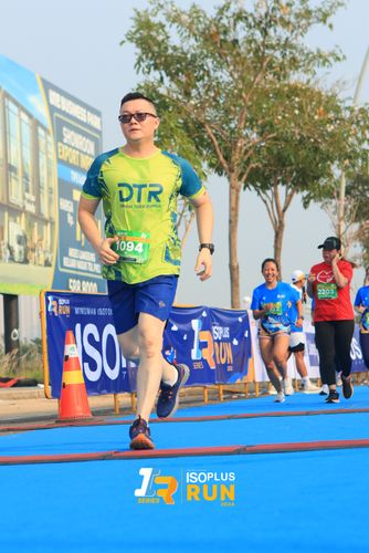 Race photo from ISOPlus Run 2024 Jakarta