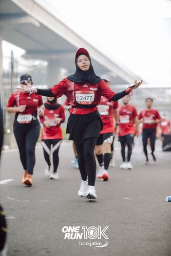 Race photo from ONE RUN 10 K