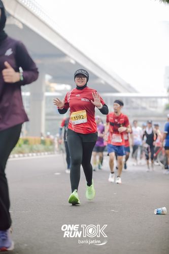 Race photo from ONE RUN 10 K