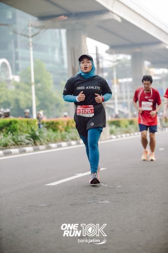 Race photo from ONE RUN 10 K