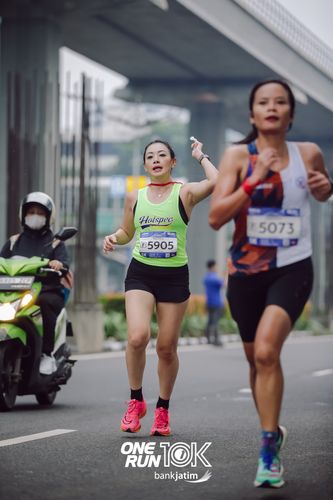 Race photo from ONE RUN 10 K