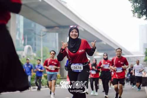 Race photo from ONE RUN 10 K