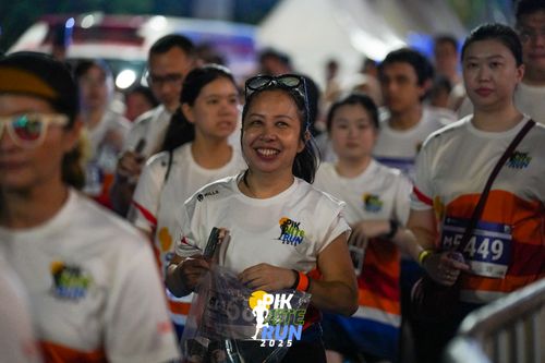 Race photo from PIK NITE RUN 2025