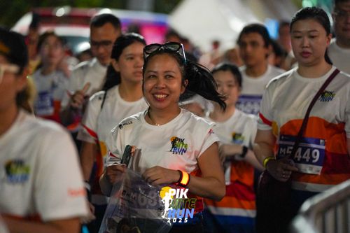 Race photo from PIK NITE RUN 2025