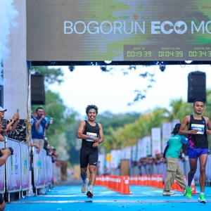 Race photo from BOGORUN 2026
