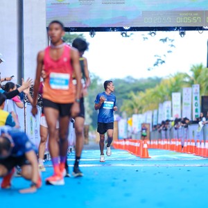 Race photo from BOGORUN 2026