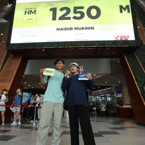 Race photo from BOGORUN 2026