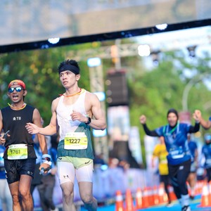Race photo from BOGORUN 2026