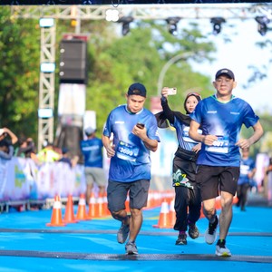 Race photo from BOGORUN 2026