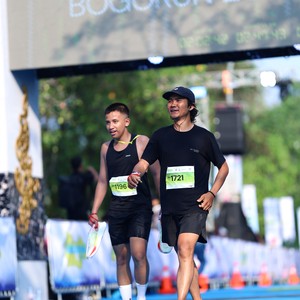 Race photo from BOGORUN 2026