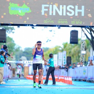 Race photo from BOGORUN 2026