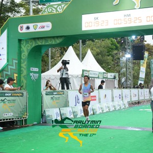Race photo from ARUTMIN BORNEO RUN 2025