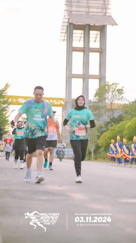Race photo from Arutmin Borneo Run 2024