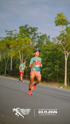 Race photo from Arutmin Borneo Run 2024