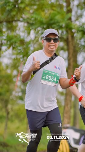 Race photo from Arutmin Borneo Run 2024