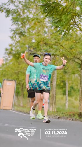 Race photo from Arutmin Borneo Run 2024