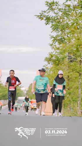 Race photo from Arutmin Borneo Run 2024