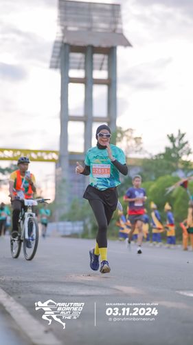 Race photo from Arutmin Borneo Run 2024