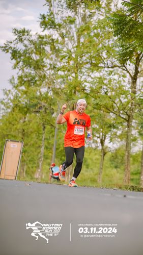 Race photo from Arutmin Borneo Run 2024