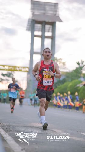 Race photo from Arutmin Borneo Run 2024