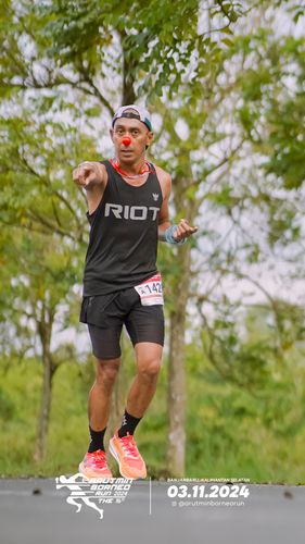 Race photo from Arutmin Borneo Run 2024