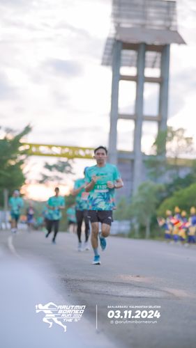 Race photo from Arutmin Borneo Run 2024