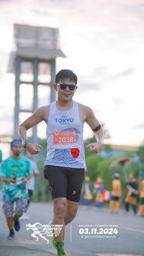 Race photo from Arutmin Borneo Run 2024