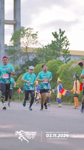 Race photo from Arutmin Borneo Run 2024