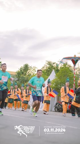 Race photo from Arutmin Borneo Run 2024