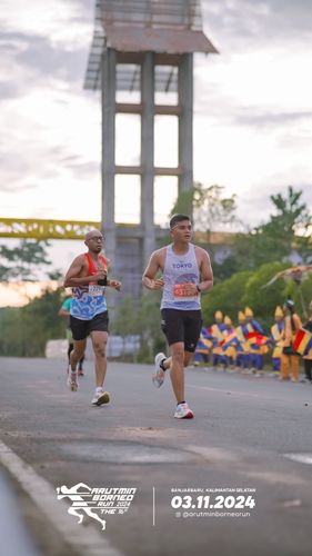 Race photo from Arutmin Borneo Run 2024