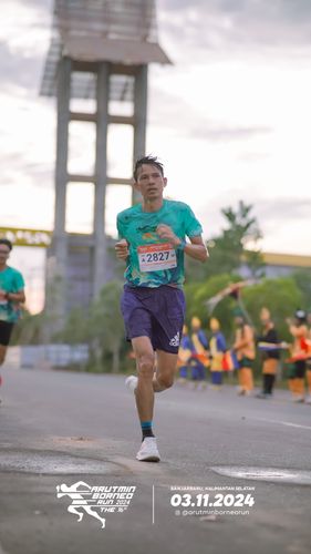 Race photo from Arutmin Borneo Run 2024