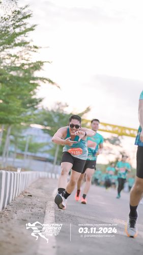 Race photo from Arutmin Borneo Run 2024