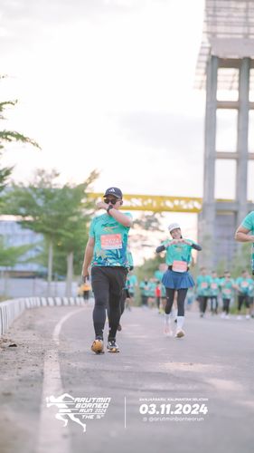 Race photo from Arutmin Borneo Run 2024