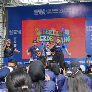 Race photo from KEMLU RUN 2026